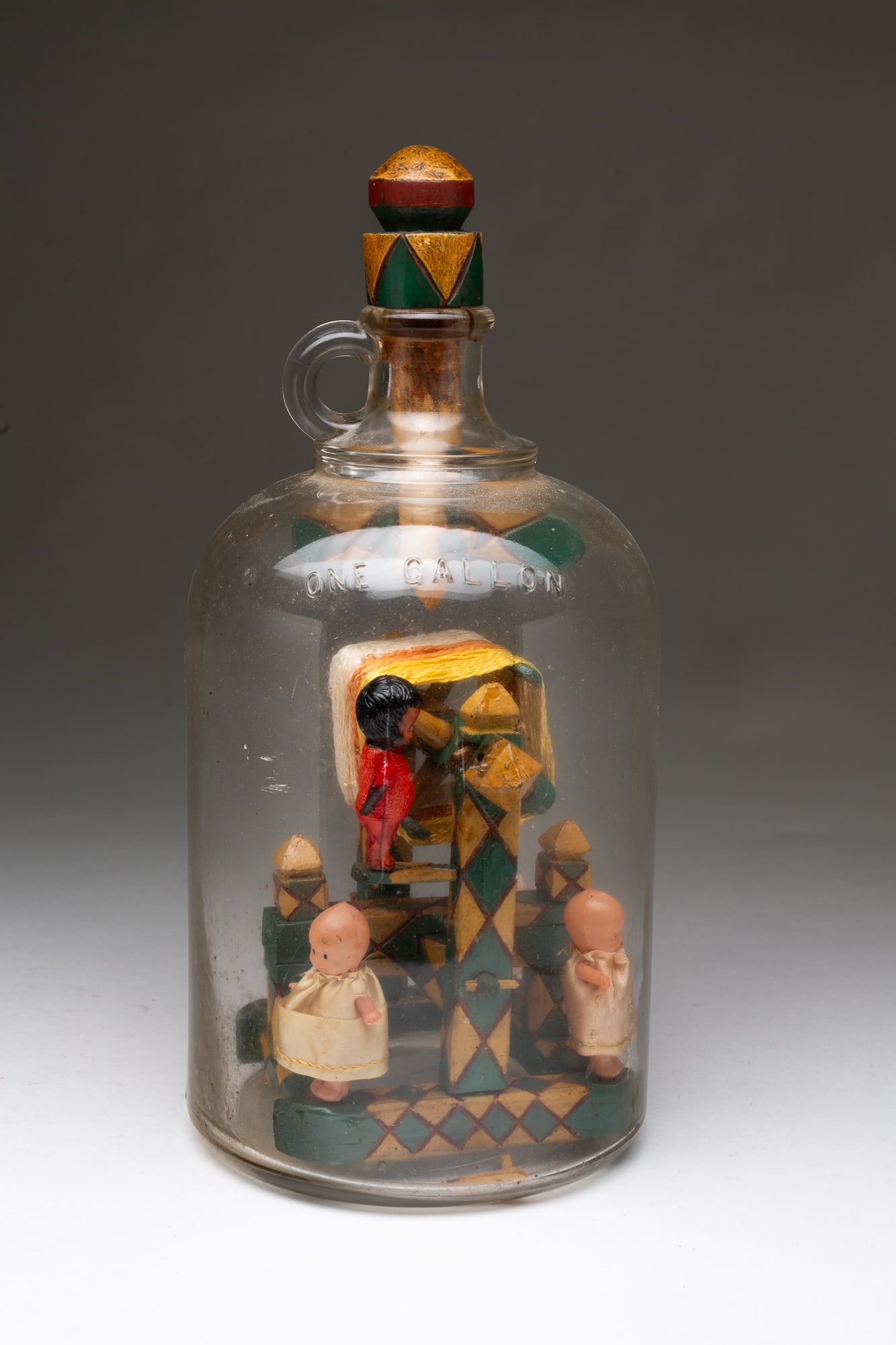 AMERICAN FOLK ART HARLEQUIN YARN WINDER BOTTLE WHIMSEY. (1 of 4)