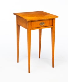 AMERICAN HEPPLEWHITE TIGER MAPLE ONE-DRAWER STAND.