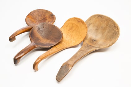 FOUR NATIVE AMERICAN SCOOPS.