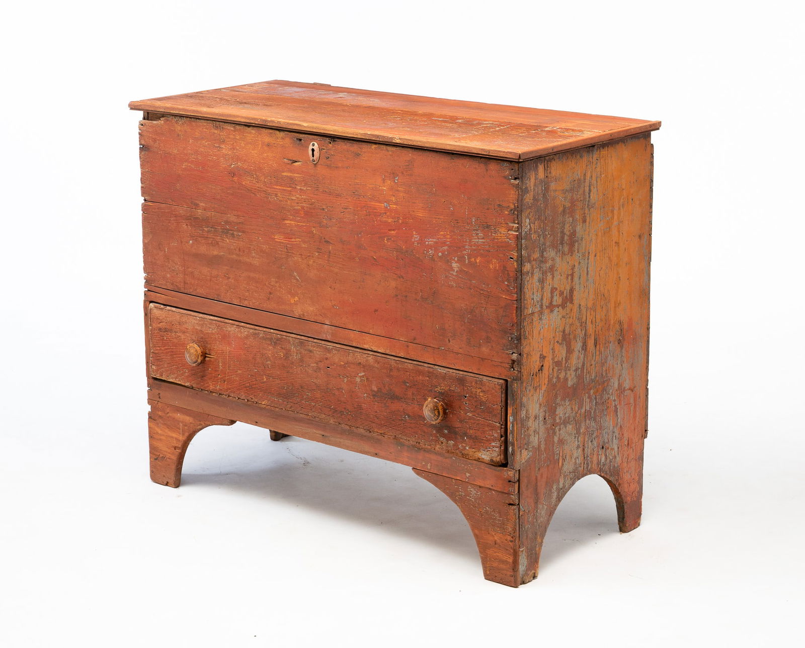 AMERICAN PAINTED PINE MULE CHEST. (1 of 5)