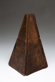 UNIQUE AMERICAN CARVED HARDWOOD OBELISK-FORM BUTTER MOLD OF MASONIC INTEREST, DATED 1935.