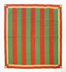 AMERICAN PIECED STRIPED QUILT.