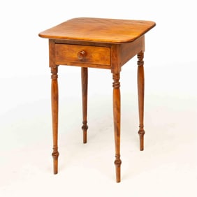 AMERICAN SHERATON BIRCH ONE-DRAWER STAND.