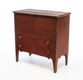 NEW ENGLAND PAINTED MULE CHEST.
