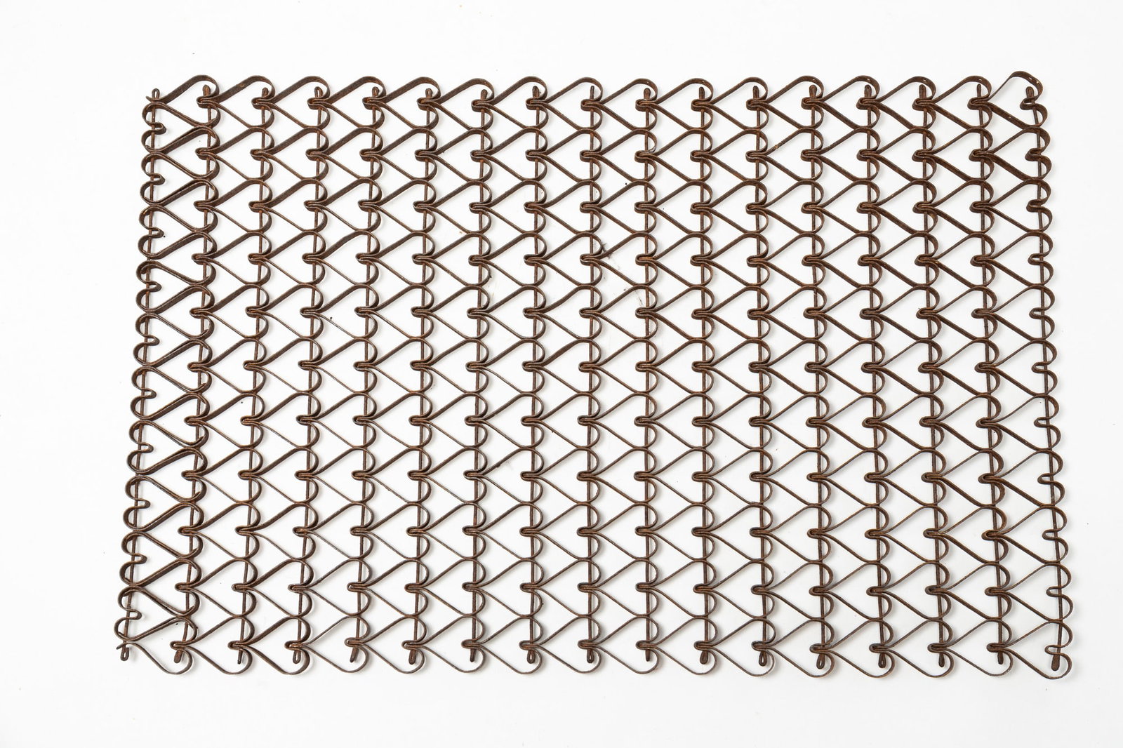 AMERICAN WROUGHT IRON HEART MAT. (1 of 2)