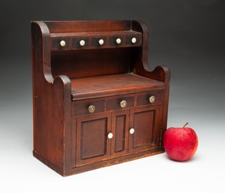 AMERICAN PINE MINIATURE DRY SINK-FORM TABLETOP PIPE BOX.