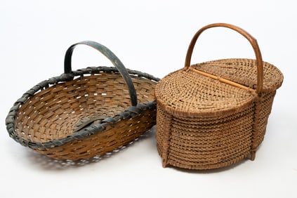 TWO AMERICAN WOVEN SPLINT BASKETS.