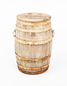 AMERICAN KEG SHAPED LIDDED BIN.