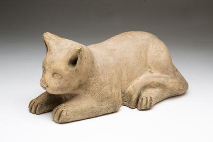 OHIO BUFF CLAY RECUMBENT CAT.