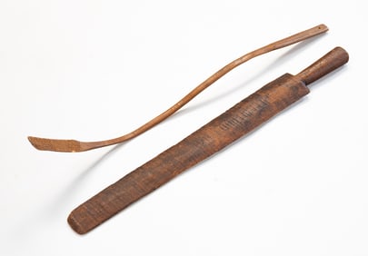 TWO AMERICAN WOODEN HOUSEHOLD TOOLS.