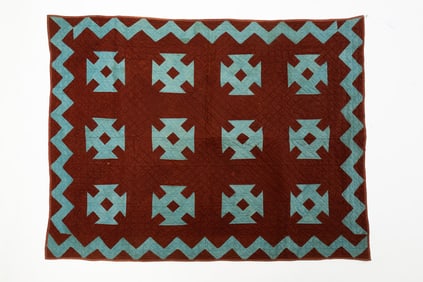 AMISH (HOLMES COUNTY, OHIO) COTTON "MONKEY WRENCH" CRIB QUILT.