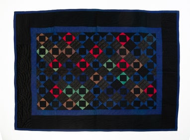 AMISH (BUNKER HILL, HOLMES COUNTY, OHIO) COTTON "DIAMOND IN THE SQUARE" QUILT.