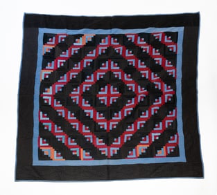 AMISH (HOLMES COUNTY, OHIO) COTTON AND WOOL "LOG CABIN, BARN RAISING" QUILT.