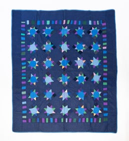 AMISH (HOLMES COUNTY, OHIO) COTTON "STARS WITH CHINESE COINS BORDER" QUILT.