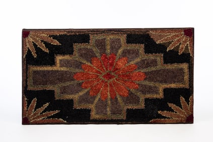 AMERICAN HOOKED RUG WITH STYLIZED FLORAL PATTERN.