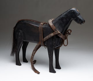 AMERICAN AMISH HORSE TOY.