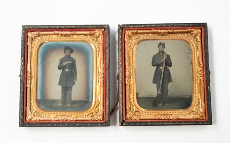 TWO AMERICAN SIXTH-PLATE TINTYPES OF CIVIL WAR SOLDIERS.