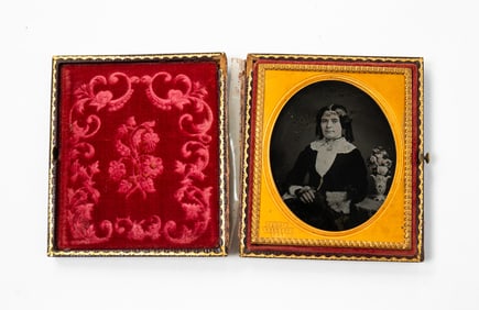 ISAAC REHN (PENNSYLVANIA, 1815-1883) SIXTH-PLATE CASED PORTRAIT IMAGE.