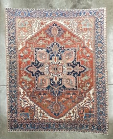 PERSIAN SERAPI ROOM SIZE RUG.