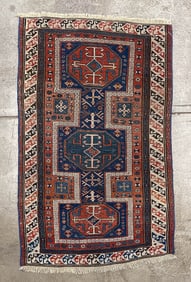 KUBA AREA RUG.