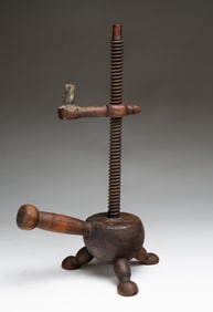 AMERICAN ADJUSTABLE TABLETOP CANDLESTICK.