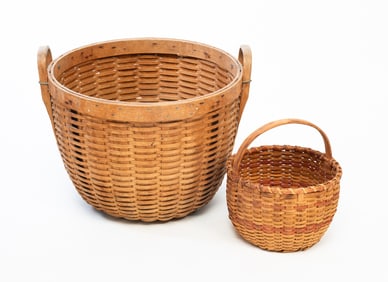 TWO AMERICAN WOVEN SPLINT BASKETS.