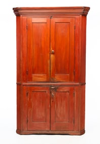 AMERICAN REDDISH-BROWN WASHED POPLAR CORNER CUPBOARD.