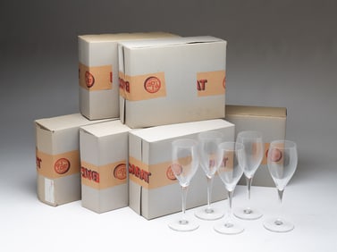 TWENTY BACCARAT CRYSTAL WHITE WINE GLASSES.