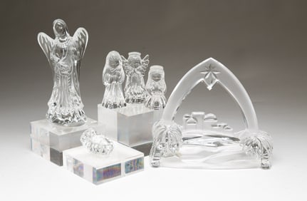 WATERFORD CRYSTAL NATIVITY FIGURES.