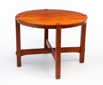 STICKLEY BROTHERS (GRAND RAPIDS, MICHIGAN) LARGE ARTS AND CRAFTS OAK CENTER TABLE.