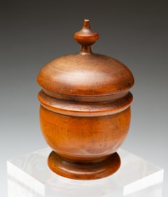 PEASEWARE LIDDED JAR.
