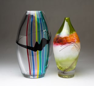 LIVIO SEGUSO (ITALIAN, B. 1930) FOR OGETTI ART GLASS VASE PLUS EARL O. JAMES (JAMAICAN-AMERICAN,