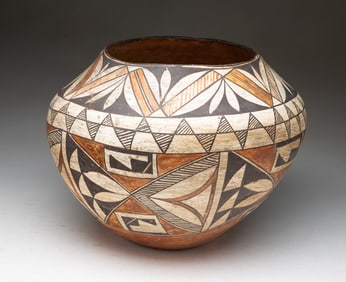 ACOMA PUEBLO POLYCHROME POTTERY OLLA JAR.