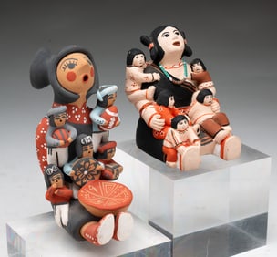 TWO NATIVE AMERICAN POTTERY STORYTELLER DOLLS, ONE SIGNED CHERYL FRAGUA (JEMEZ PUEBLO, B. 1970).