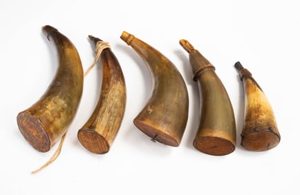 FIVE DIMINUTIVE AMERICAN POWDER HORNS.