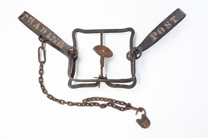 AMERICAN WROUGHT IRON "TRADING POST" BEAR TRAP.