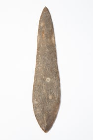 NATIVE AMERICAN STONE SPEAR POINT.