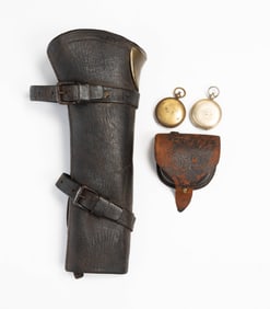 FOUR AMERICAN MILITARY ITEMS.