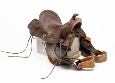 WESTERN LEATHER HORSE SADDLE