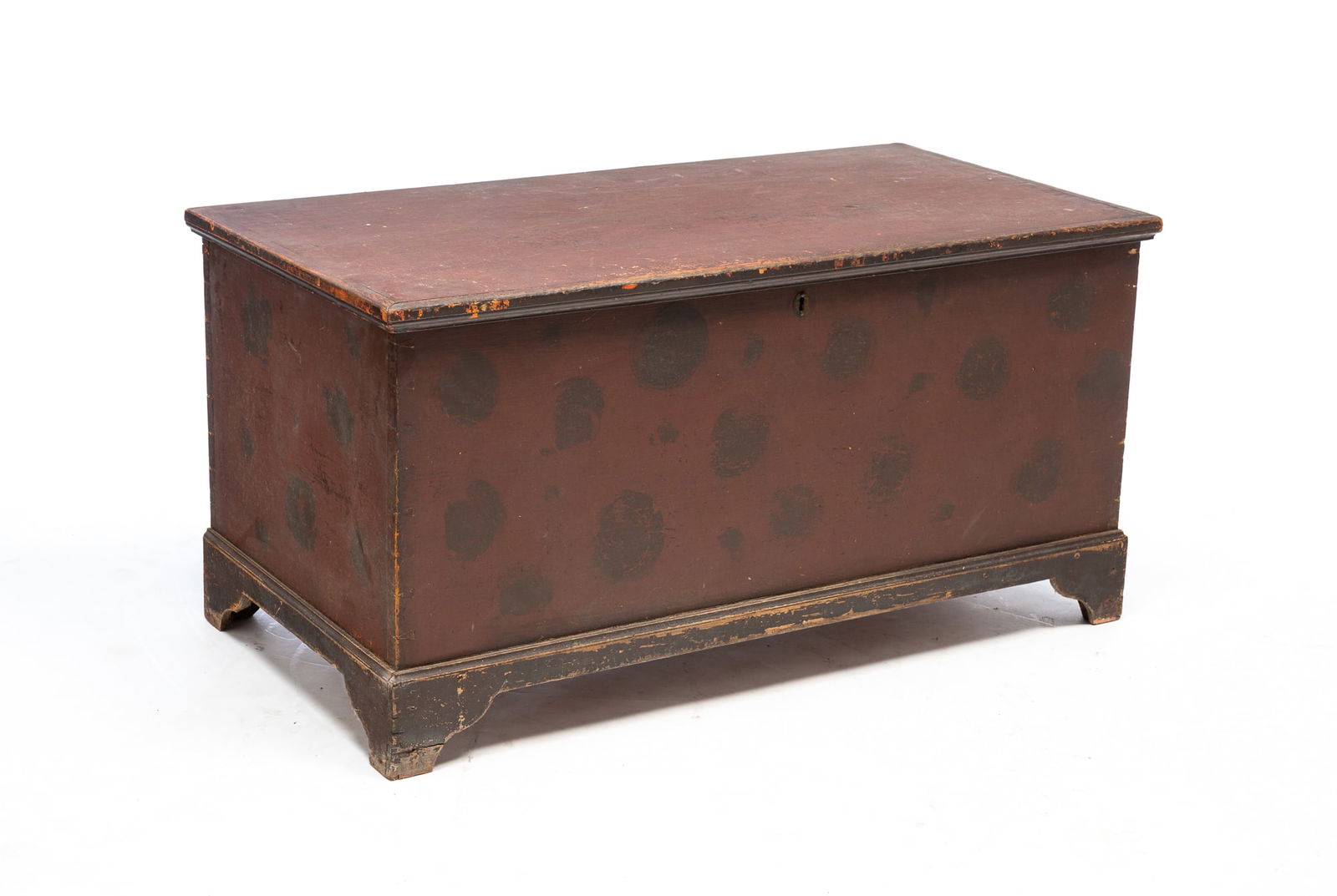 AMERICAN PAINT-DECORATED POPLAR BLANKET CHEST. (1 of 4)