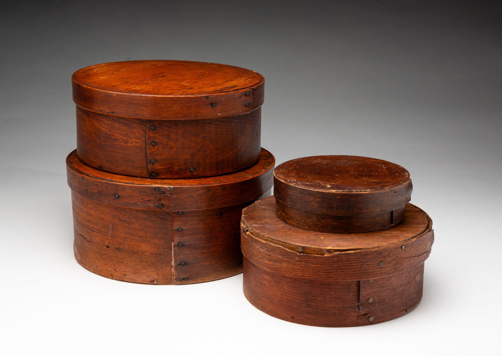 FOUR GRADUATED AMERICAN BENTWOOD PANTRY BOXES. (1 of 4)