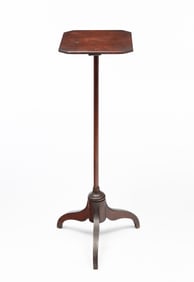 TALL FEDERAL MAHOGANY CANDLESTAND.