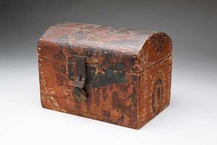 DIMINUTIVE AMERICAN WALLPAPER-COVERED PINE DOME TOP TRUNK.