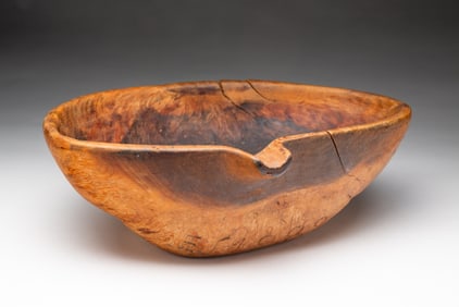 SCANDINAVIAN BURL BIRCH BOWL WITH SPOUT, DATED 1882.