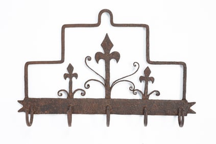 AMERICAN WROUGHT IRON HANGING RACK.