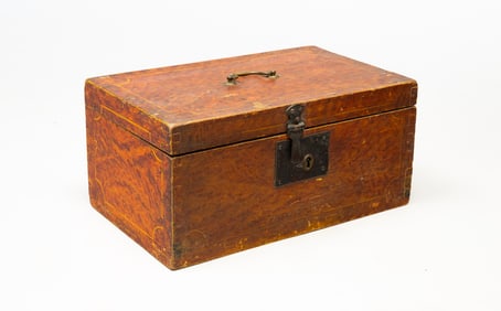AMERICAN GRAIN-PAINTED PINE DOCUMENT BOX WITH WALLPAPER-LINED INTERIOR.