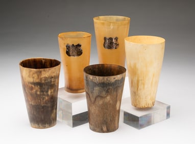 GROUP OF FIVE HORN CUPS, INCL. TWO WITH SILVER CRESTS.
