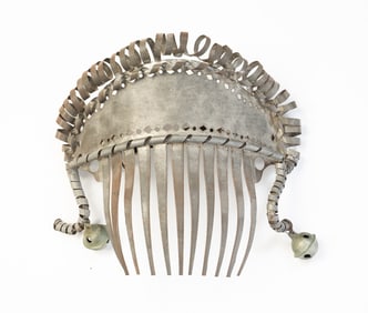 AMERICAN TINSMITH TEN YEAR ANNIVERSARY HAIR COMB WITH BELLS.