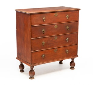 AMERICAN WILLIAM AND MARY PINE CHEST OF DRAWERS.
