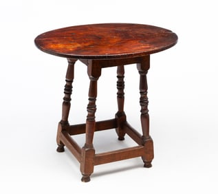 DIMINUTIVE MASSACHUSETTS WILLIAM AND MARY OVAL TOP DOUBLE SPLAY-LEGGED TAVERN TABLE WITH STRETCHER